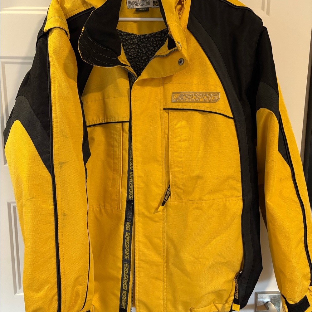 Yellow and Black Vintage Performance Jacket with Weather-Resistant Features